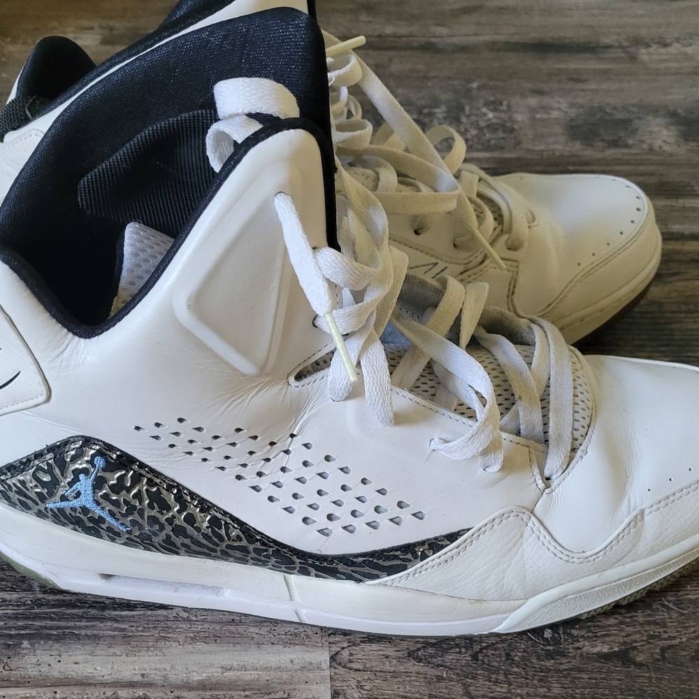 Jordan SC-3 Premiun Basketball Shoes Nike White / Carolina Blue Size 13 2014.